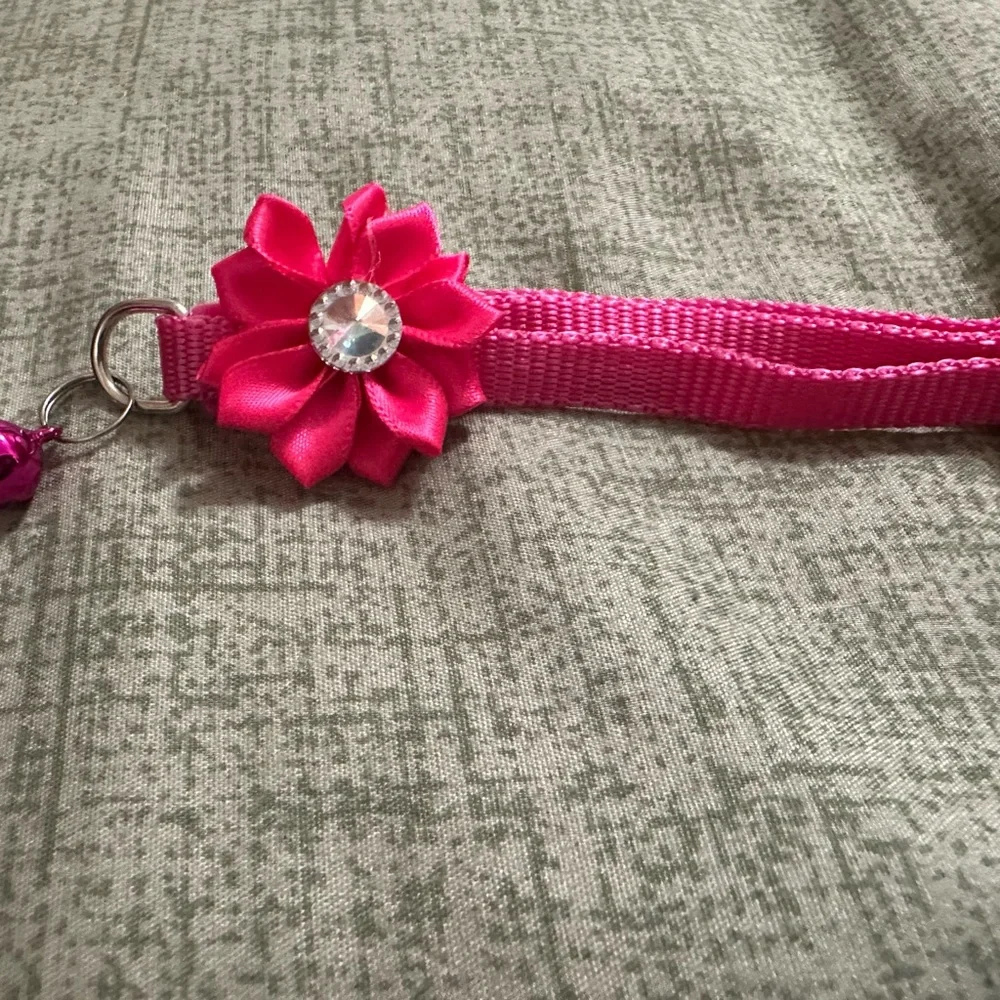 Pink Cat collar with bow and bell